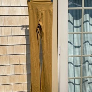 Offline flair pants